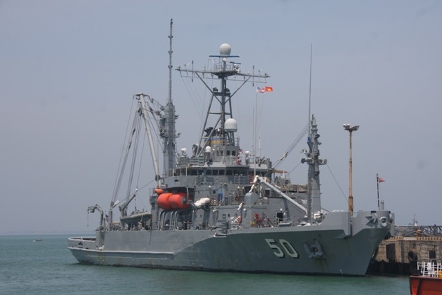 Tàu USNS Safeguard (T-ARS-50) cập cảng Tiên Sa BẤM VÀO ĐÂY XEM CHÙM ẢNH: 3 TÀU HẢI QUÂN MỸ CẬP CẢNG TIÊN SA - ĐÀ NẴNG